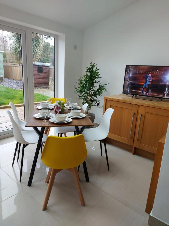Central Ashford Stay - Contractors & Families Welcome - Free Parking Exterior foto