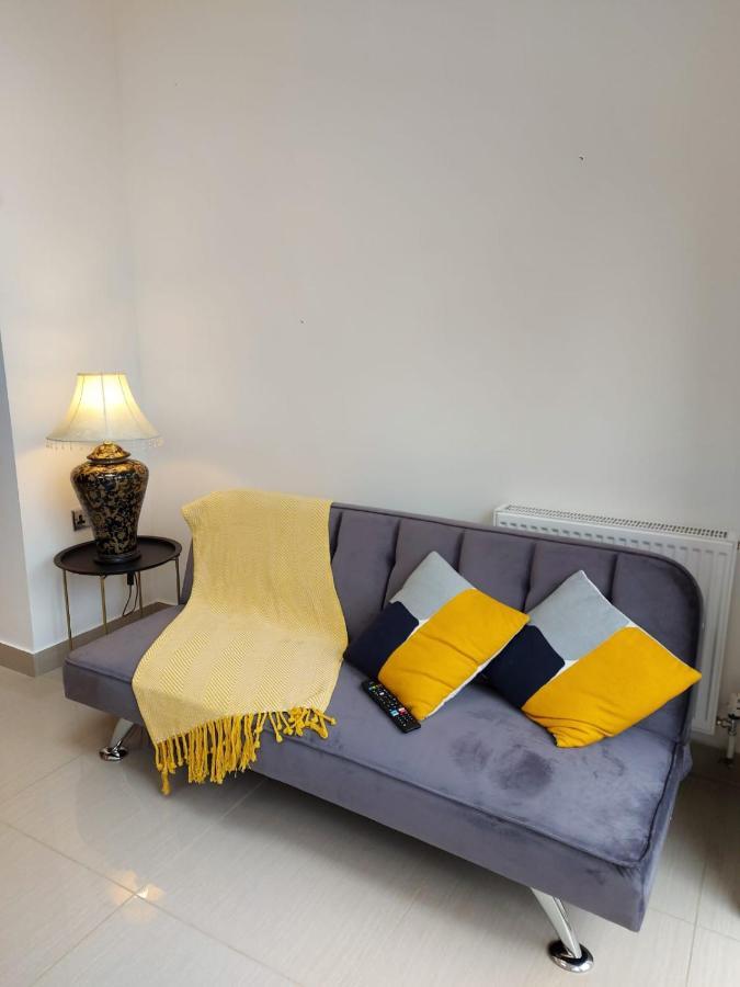 Central Ashford Stay - Contractors & Families Welcome - Free Parking Exterior foto
