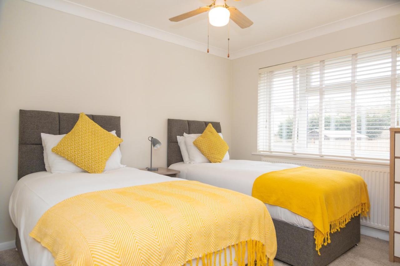 Central Ashford Stay - Contractors & Families Welcome - Free Parking Exterior foto